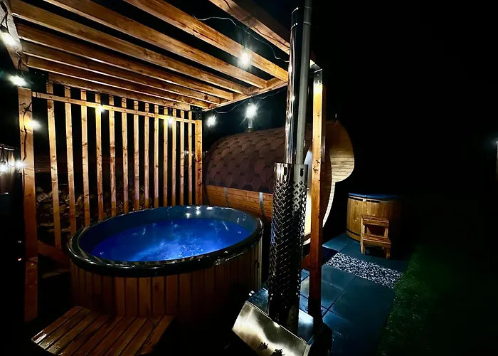 Apartament Pod Wzgorzem Z Sauna, Jacuzzi I Basenem