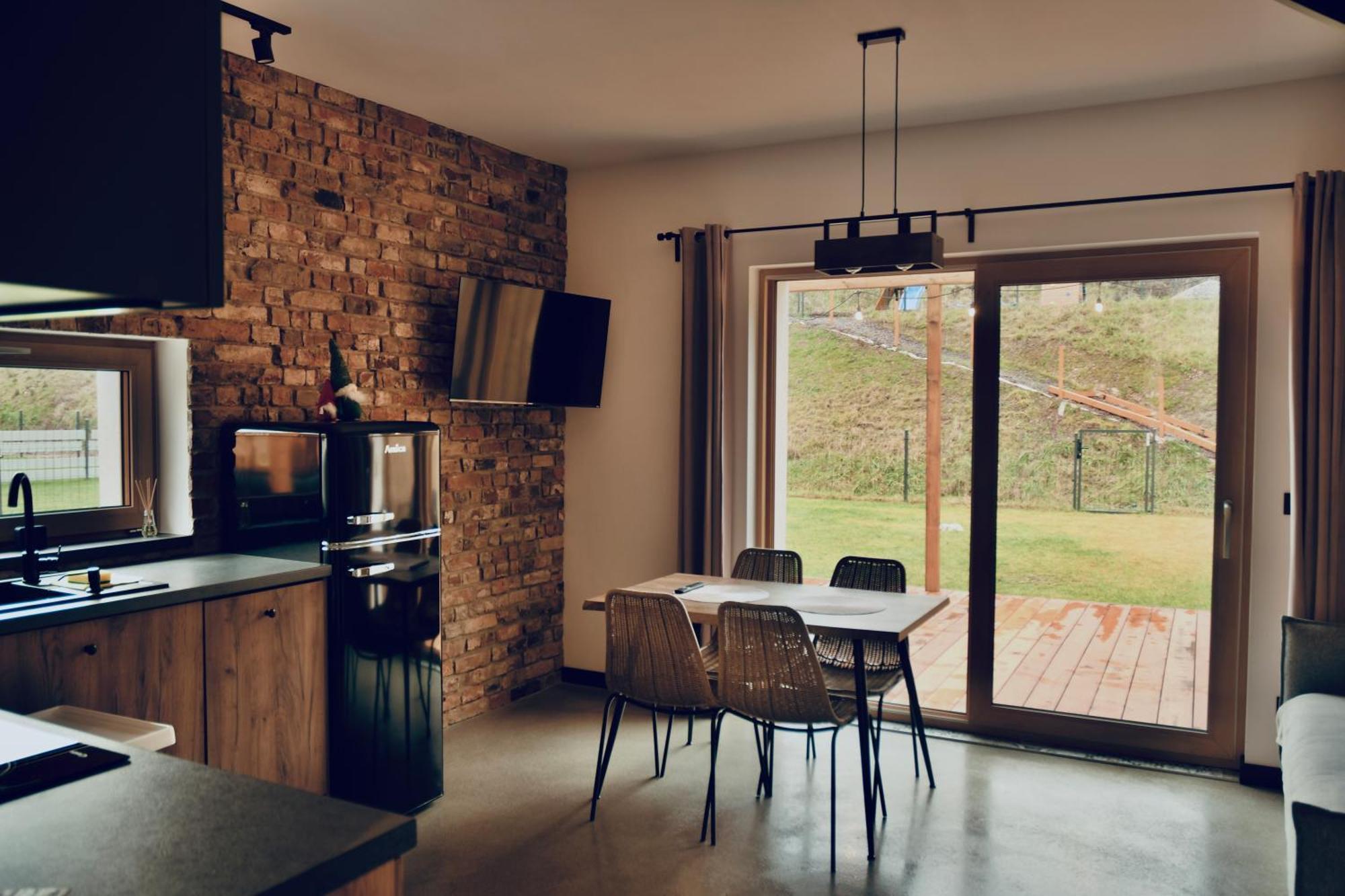 Pod Wzgorzem Z Sauna, Jacuzzi I Basenem
